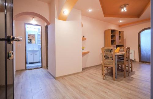 Curtea De Arges Apartment | LUXURY Ultracentral