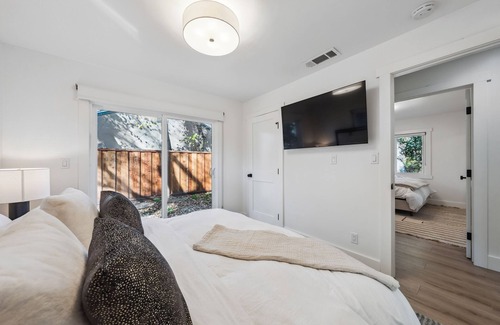 Concord House | Luxury Updated 3 bedroom Concord Home