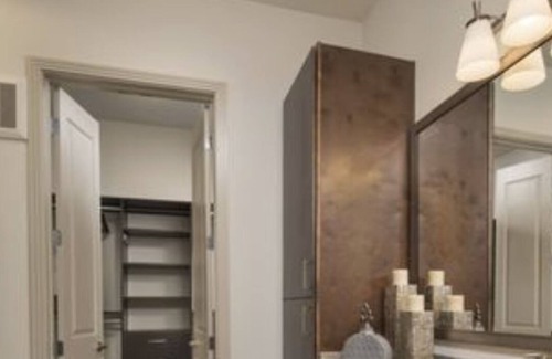 Addison Apartment | Luxury&Upscale 1bdrm