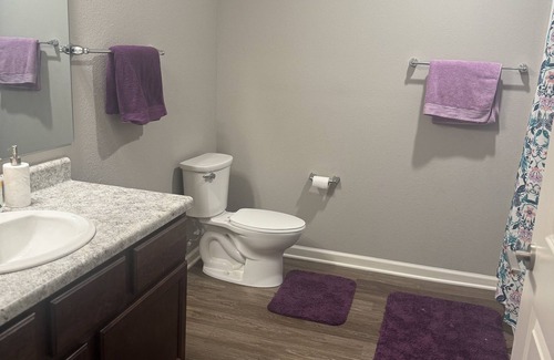 Whitestown Apartment | Luxury, Upscale 2 Bedroom Apartment