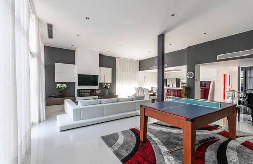 Sitges Villa | LUXURY VILLA 100 METERS FROM THE BEACH CASTELLDEFELS-SITGES SWIMMING POOL