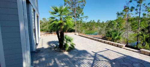 Ono Island House | Luxury Vacation Home near Johnson Beach