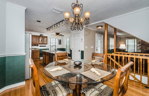 Palm Harbor House | LUXURY Vacation Home in Palm Harbor
