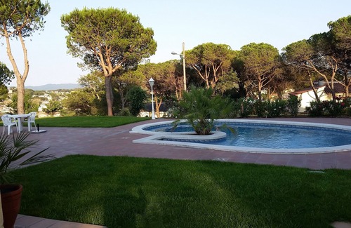 Macanet de la Selva Villa | Luxury villa Costa Brava, wifi, Netflix, private pool, international TV channels