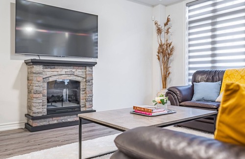 Springwater Villa | Luxury Villa 5BR-4.5 Bath