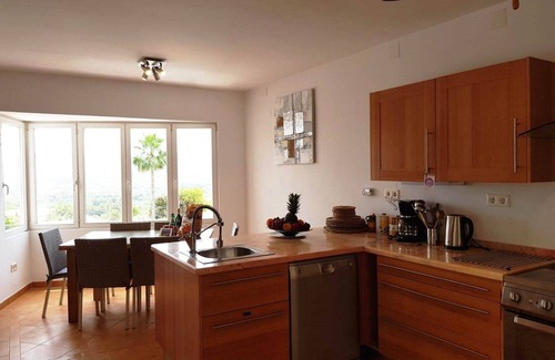 Ermita Villa | Luxury Villa - 6 bedroom ALL ensuite + private pool + Amazing Gardens