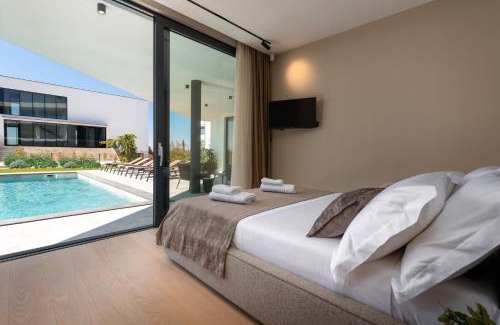 Stinjan Villa | Luxury Villa Aruna