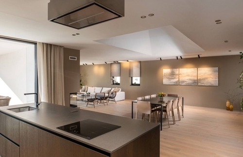 Stinjan House | Luxury Villa Aruna with pool
