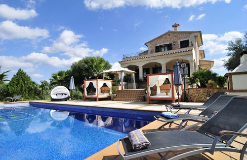 Son Gual Villa | Luxury Villa with pool,BBQ. Swings ,Gym, Jacuzzi, Pool table,foosball,ping-pong