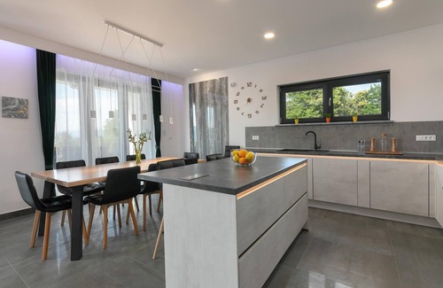 Sveta Nedelja Villa | Luxury villa for 10 people with a beautiful view of the landscape