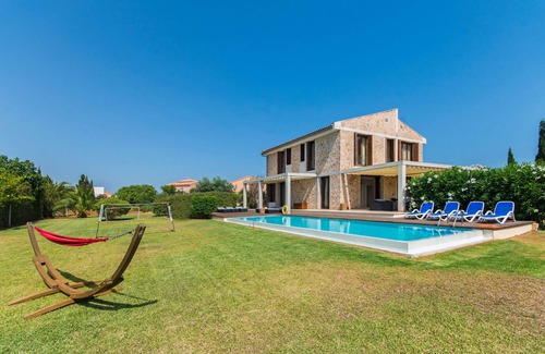 es Bacares Villa | Luxury villa for 10 with pool, gym, AC and wifi, only 150m to the sea