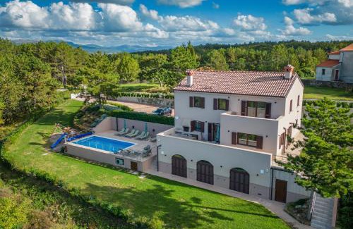 Gracisce Villa | Luxury Villa Gradin