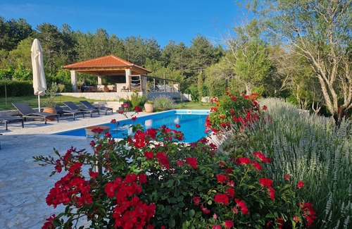 Muc Villa | Luxury Villa HEAVEN No. 2, heated pool, for 11, near Split