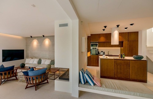 Tivat Villa | Luxury villa in a quiet bay with a private beach