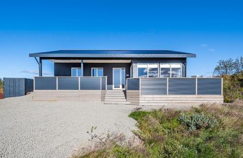 Selfoss Villa | Luxury Villa in Golden Circle with hot tub