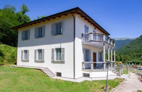 Bagnone Villa | - Luxury Villa Lunigiana Private Swimming Pool-
