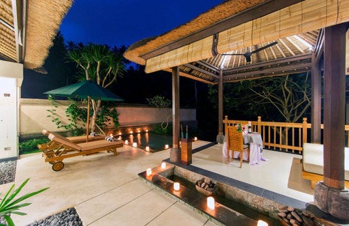 Sambahan Villa | Luxury Villa near Ubud with private infinity pool and a lounging pavilion