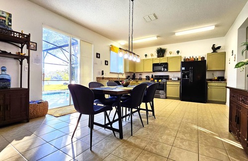 Sunrise Lakes Villa | Luxury Villa – Private Pool, Spa & Panoramic Lake Views | BBQ & Games Room