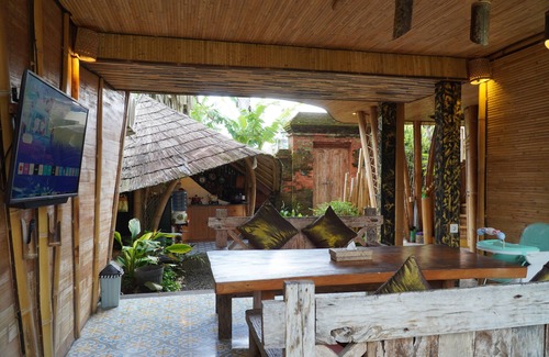Mas Villa | Luxury Villa - Private Pool Bamboo Villa 3BR overlooking the rice fields