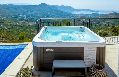 Zavala Villa | Luxury Villa Rock with pool and Jacuzzi near Dubrovnik