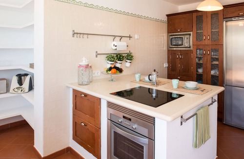 Conil Villa | Luxury villa, swimming pool, sea views, A/C, BBQ, WIFI,