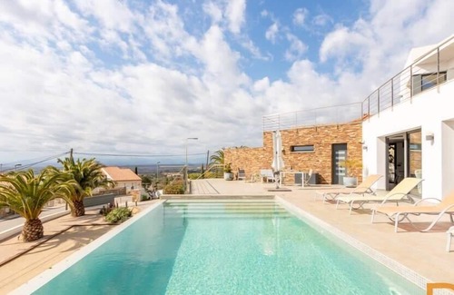 El Mas Isaac Villa | Luxury Villa with Jacuzzi and private Pool - Costa Brava