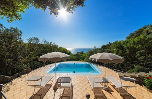 Forio Villa | Luxury villa with panoramic swimming pool in Ischia, near Amalfi Coast