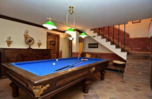 Melezzole Villa | Luxury Villa with pool by Varental