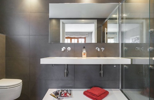 Cabrils House | Luxury villa with pool 25km from Barcelona and 2km from the beach.