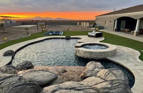 Casa Grande Villa | Luxury Villa with Slide Pool, Spa, Gym, Game Room, Indoor and Outdoor Movie Theater