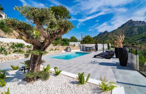 Calpe Villa | Luxury Villa with Stunning Mediterranean and Calpe