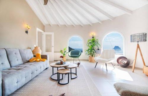 Calpe Villa | Luxury Villa with Stunning Mediterranean and Calpe