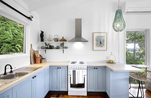 Wagstaffe House | Luxury Villas Bouddi Bungalow (Walk to the beach)