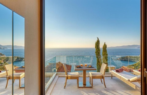Rezevici Villa | Luxury Villas