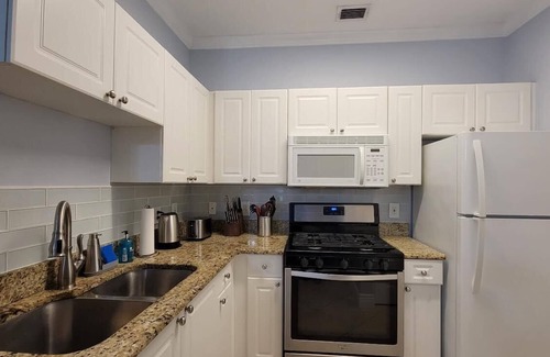 Cove Cay Condo | Luxury Waterfront Condo