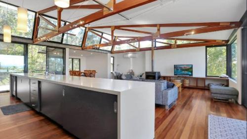 Pindimar House | Luxury Waterfront Home In Pindimar