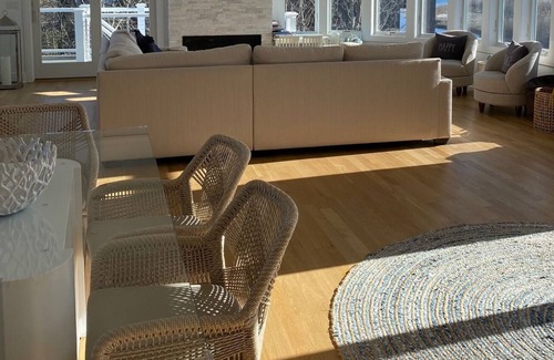 Westhampton House | Luxury WATERFRONT Views- Sunsets- Zen