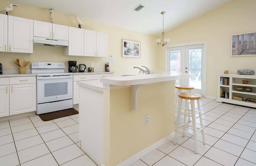 Cumbrian Lakes House | Luxury Waterfront Villa: 4BR, South Facing Pool/Spa and Breathtaking Water View!