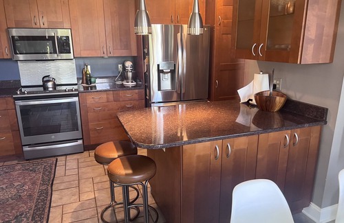 Atlantis House | Luxury Waterfront with Big Views 10 min from Downtown Annapolis