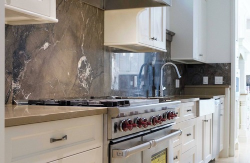 West Vancouver Villa | Luxury West Vancouver Retreat | Ocean View&Sauna