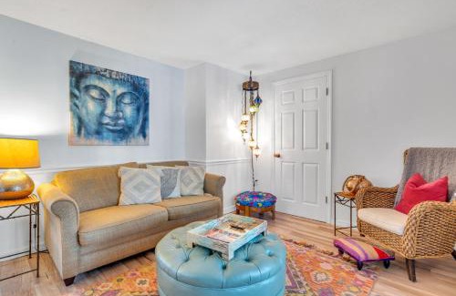 Sarasota Apartment | Luxury Zen Den with heated pool just off Siesta Key