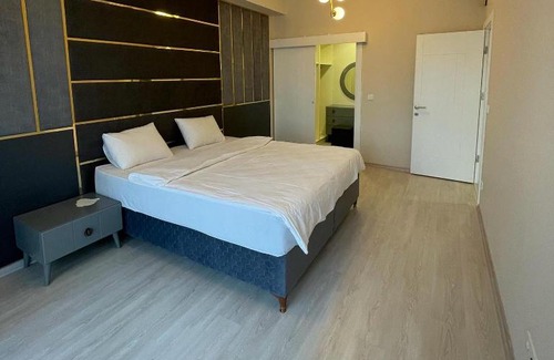 Mahmutbey Apartment | Luxury ZmZm terrace