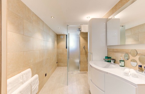 Chateauneuf-Grasse House | Luxuryzen