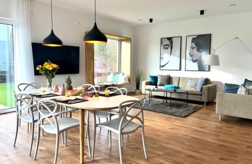 Muritz House | Luxus-Ferienhaus mit Saunen und großem Garten