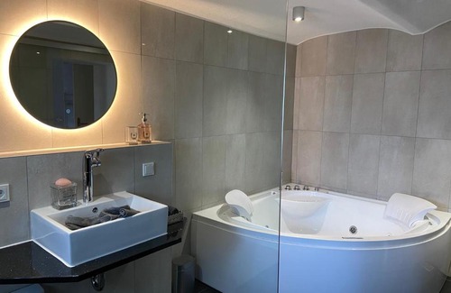 Runkel Apartment | Luxus Ferienwohnung mit Whirlpool