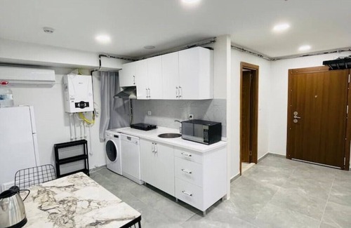 Kagithane Apartment | Luxusloft mit Terrasse und Meerblick