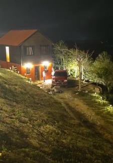 Moca Ski Chalet | Luz de luna