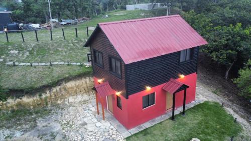 Moca Ski Chalet | Luz de luna
