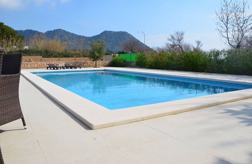 Son Servera Villa | Luz de Sol is a fantastic newly built beach side villa 25 meters from the beach