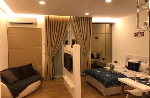 Seri Kembangan Apartment | LV Vacation Homestay#Wifi#Netflix#Free Parking